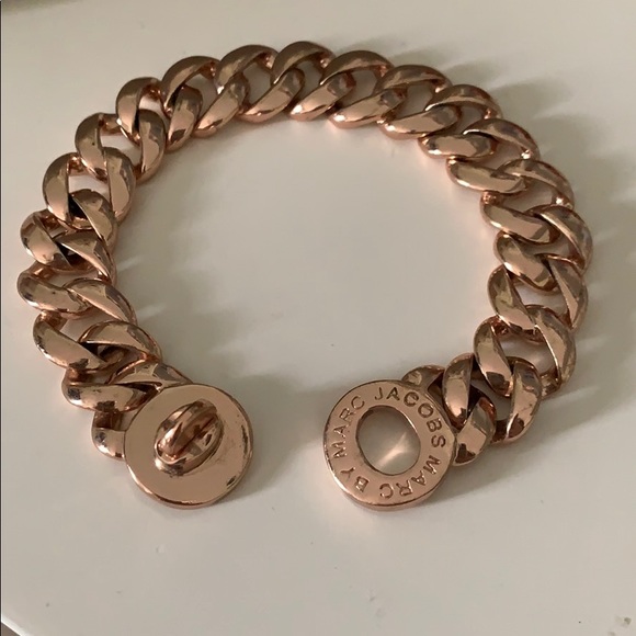 Marc By Marc Jacobs Jewelry - Marc by Marc Jacobs Katie turnlock bracelet